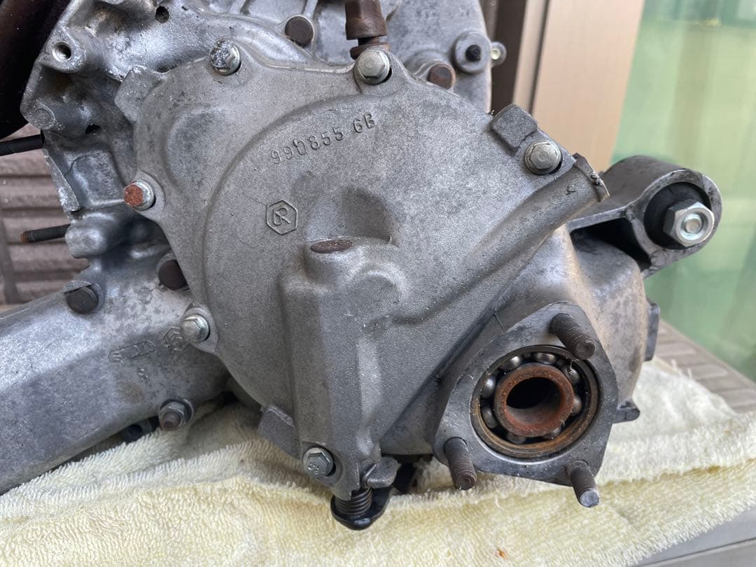 VESPA 125 ET3プリマベーラ エンジン ケース ベスパ