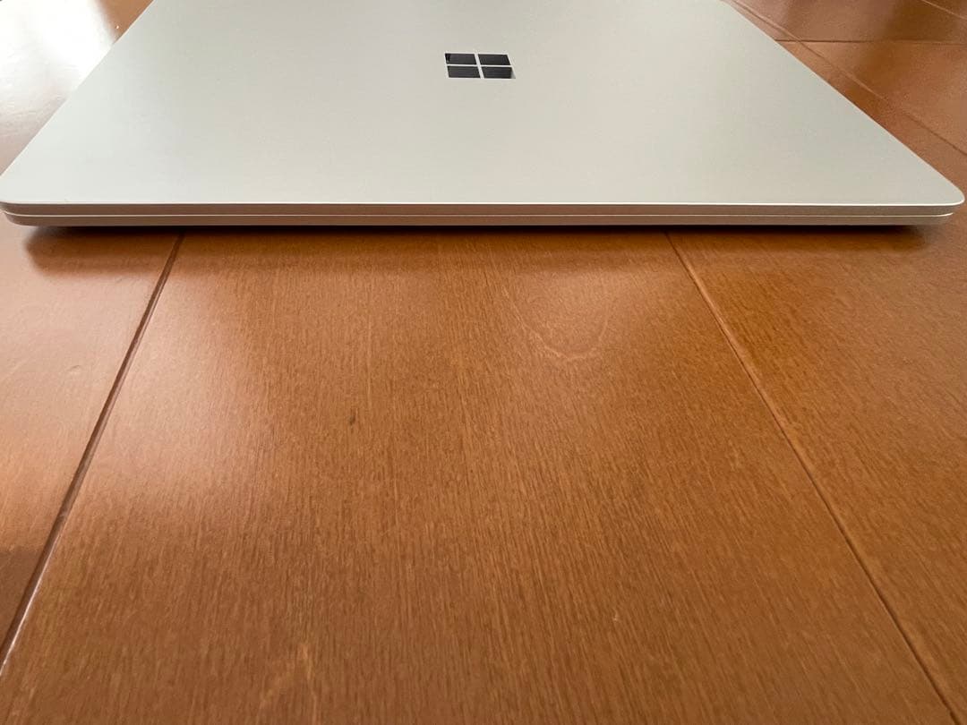 Surface Laptop 第7世代 13.8 16GB RAM 512GB