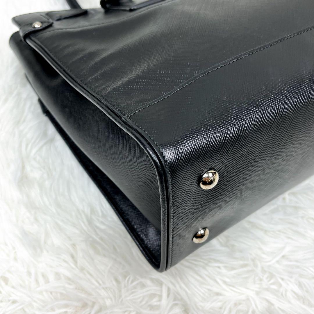 Rana様 フェラガモ ブリアナ サフィアーノレザー トートバッグ ガンチーニ