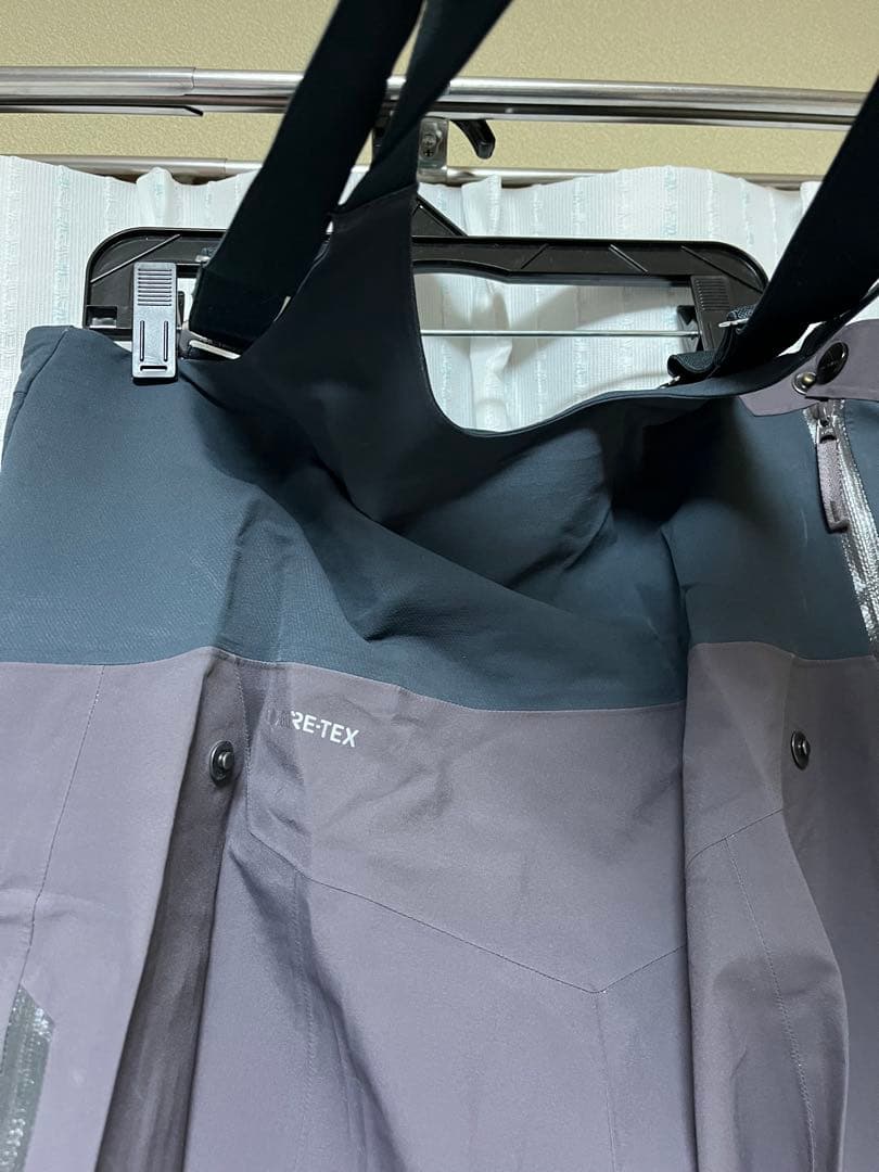 やま様。Arc'teryx ゴアテックスSentinel LT Bib