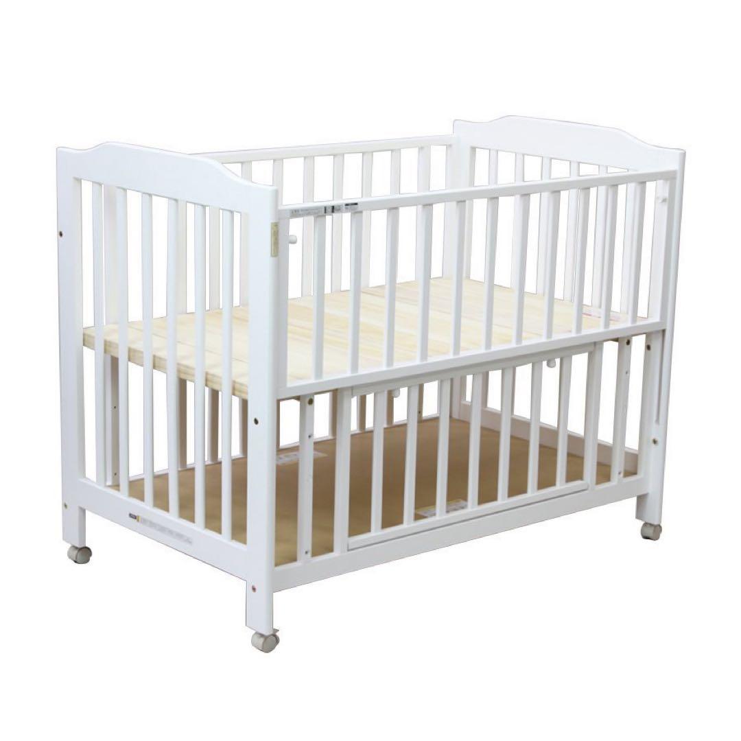 【直接引取希望】カトージホワイト木製ベビーベッド PUPPAPUPOお布団セット