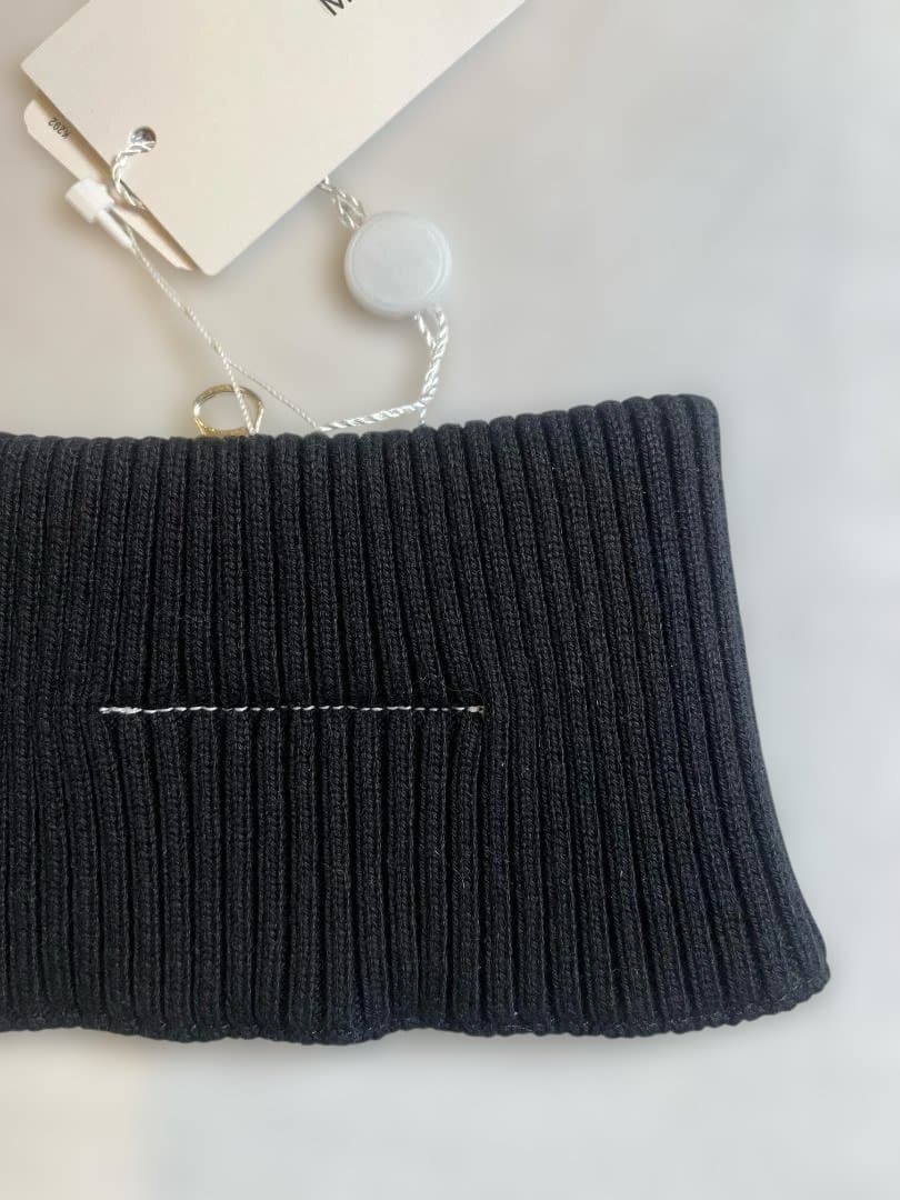 エムエムシックス メゾン マルジェラ　ネックウォーマー黒