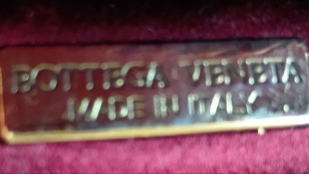 ★未使用ブランド★ボッテガヴェネタ 編み込みポシェットイタリア