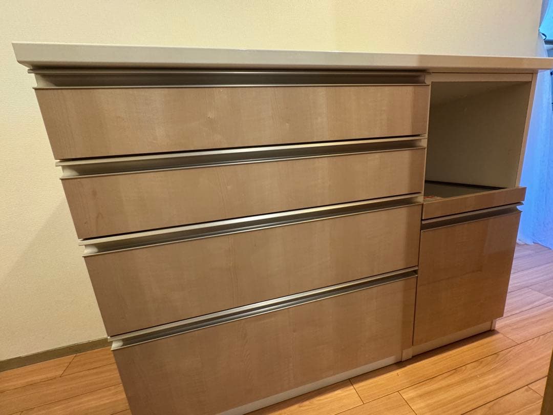 キッチンカウンター モダンデザイン 5引き出し