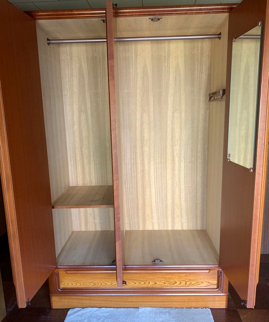 洋服ダンス ワードローブ