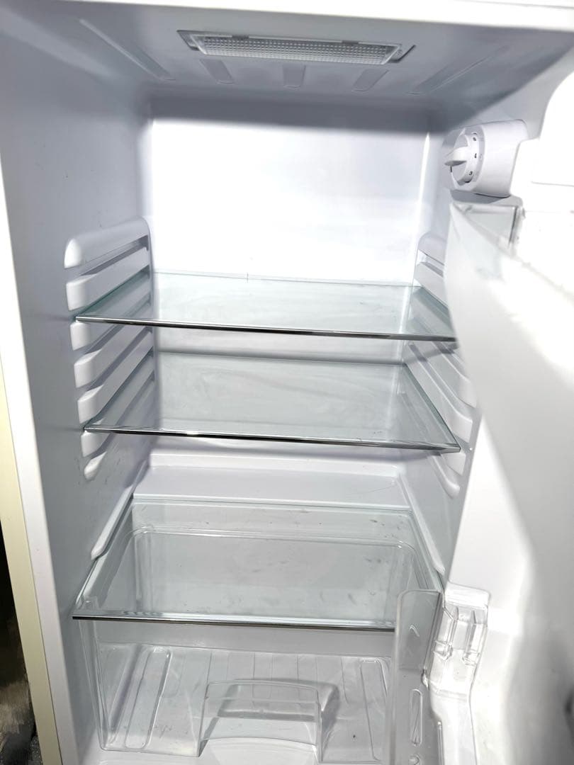 冷凍・冷蔵庫 オフホワイト 114L