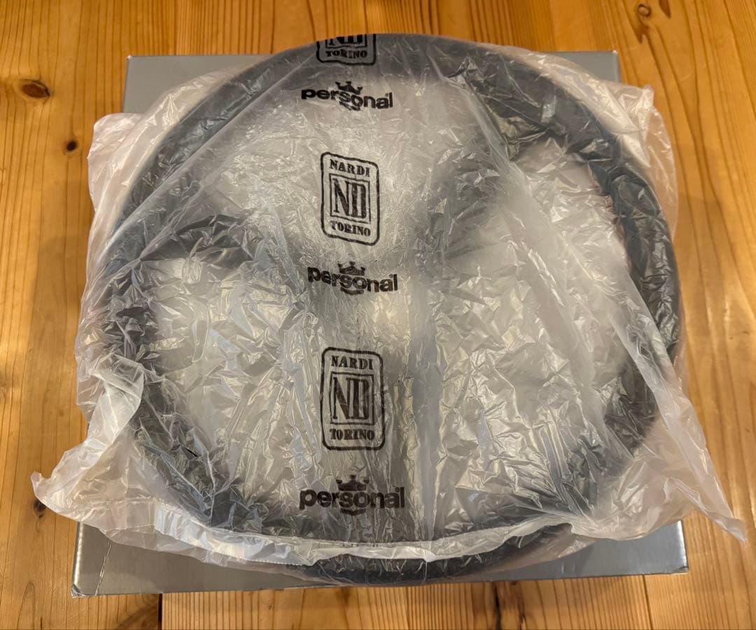 ナルディNARDI ラリー350　Ｎ755 パンチングレザー レッドステッチ