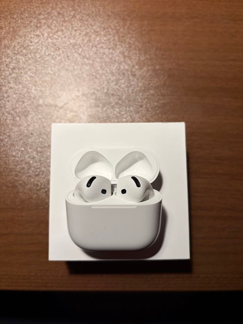 AirPods 4 ノイズキャンセリング無し　¥21,800 Apple 正規品