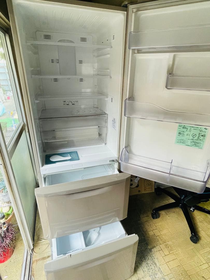 ファミリー用　大型冷蔵庫　370L 宮城県