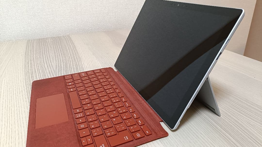 美品 Microsoft Surface Pro 7 8GB/128GB