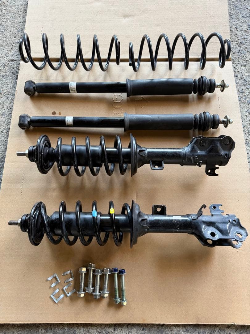 ホンダ N-BOX 純正サスペンション 前後