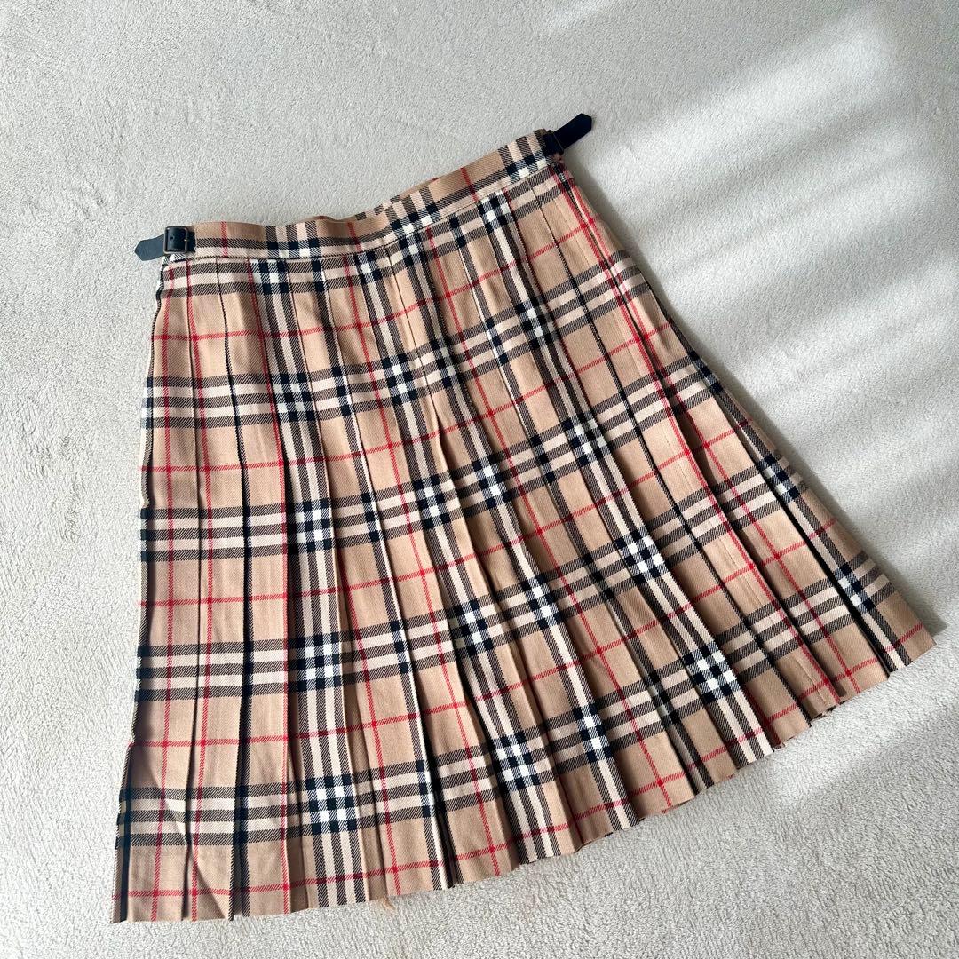 美品 バーバリーブルーレーベル ノバチェック プリーツ レザーベルトミニスカート