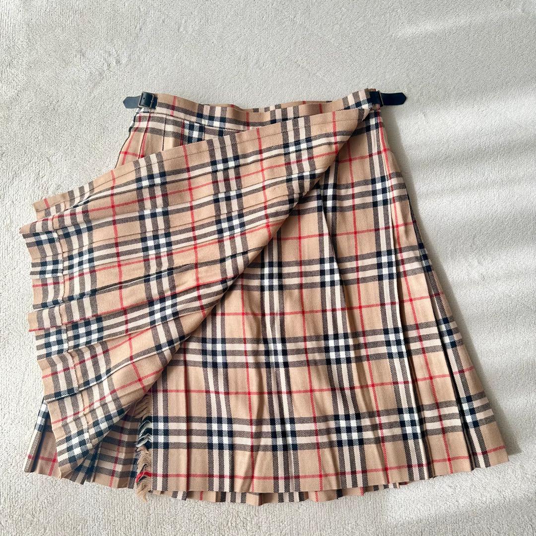 美品 バーバリーブルーレーベル ノバチェック プリーツ レザーベルトミニスカート