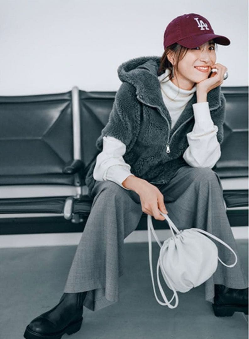 LIGNAGGIO 美品 VERY掲載 フェイクラムボアジレ ダークグレー