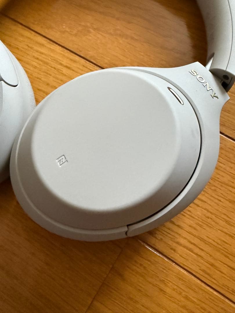 SONYワイヤレスノイズキャンセリングヘッドホン WH-1000XM4