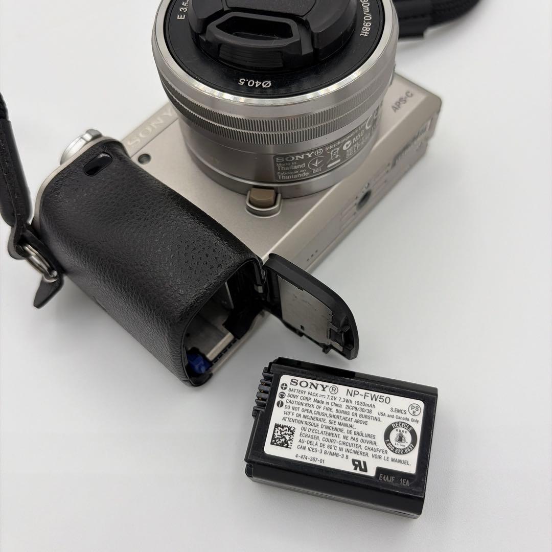 SONY α6000 ミラーレス一眼カメラ、E 18-55mmレンズ付、シルバー