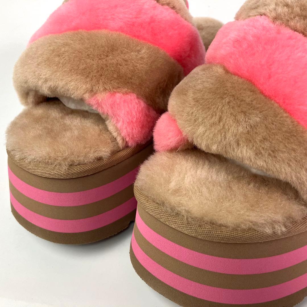 【未使用級】UGG ディスコストライプスライド　バックストラップ　厚底　26cm