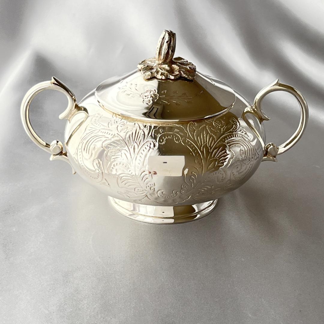 【英国】 ビクトリアンのティーセット 3点【シルバープレート】ティーポット