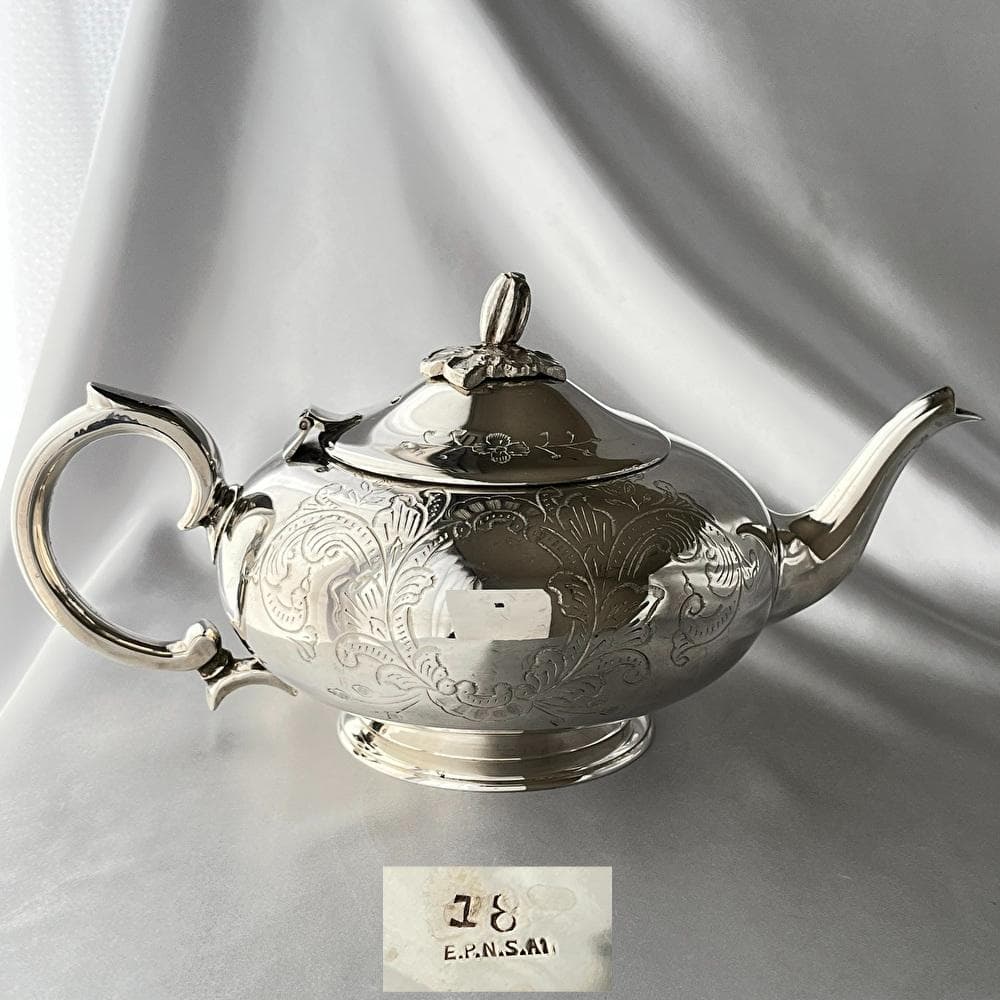 【英国】 ビクトリアンのティーセット 3点【シルバープレート】ティーポット