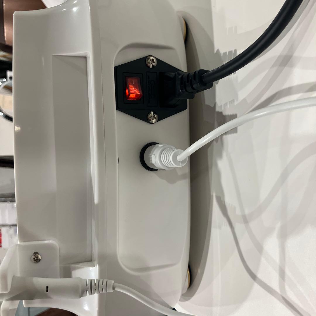 2025年最新式　低周波シミケアマシン　説明書、1年保証付き通電しただけの新品！