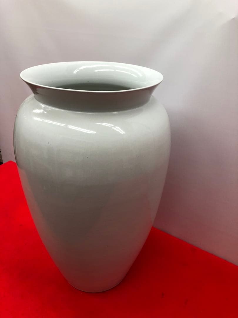 ホワイト 円筒形 花瓶　重さ14.5kg