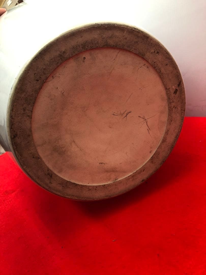 ホワイト 円筒形 花瓶　重さ14.5kg