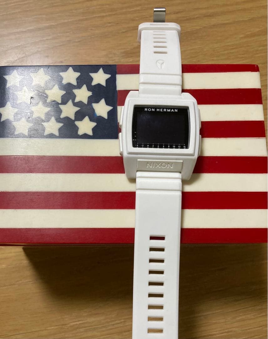【ニクソン×ロンハーマン】限定コラボ ベースタイド プロ腕時計 RHC レア