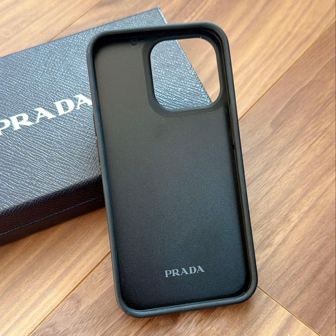 PRADA iPhone13proスマートフォンケースグレー