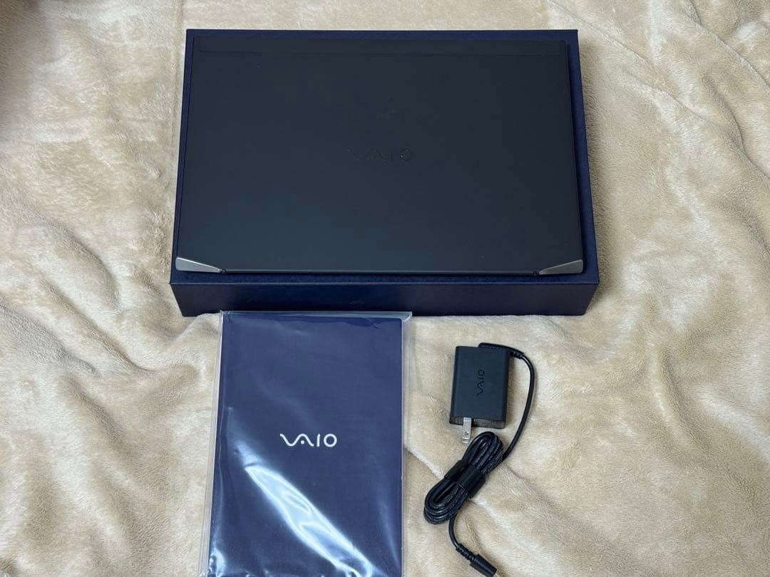 週末値下★絶版カーボンボディVAIO Z VJZ1418 軽量14インチ4K画面