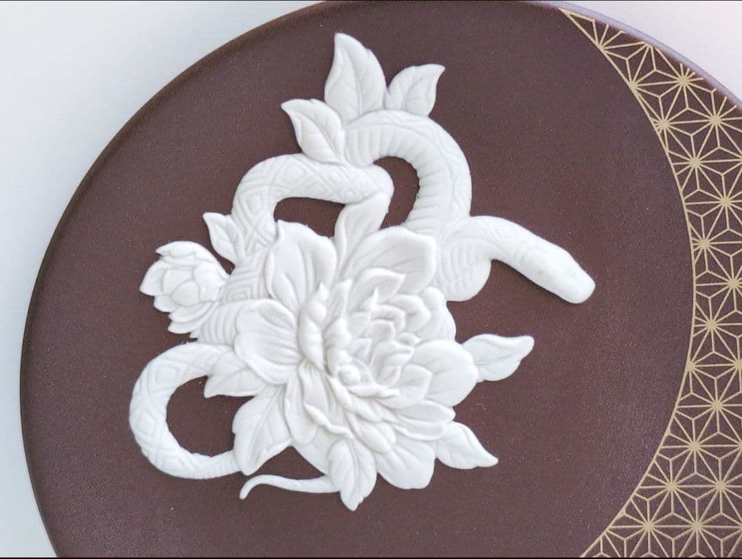 ウェッジウッド　ジャスパー　エトトレイ2025　ヘビ