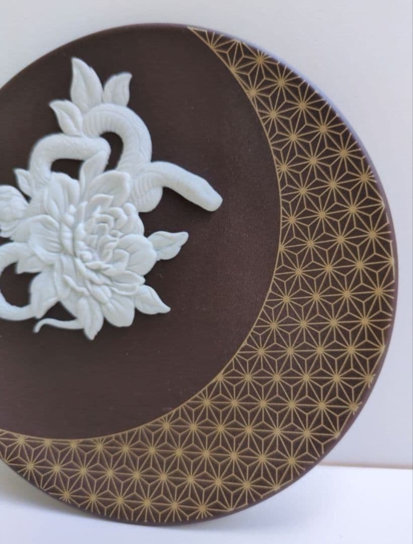 ウェッジウッド　ジャスパー　エトトレイ2025　ヘビ