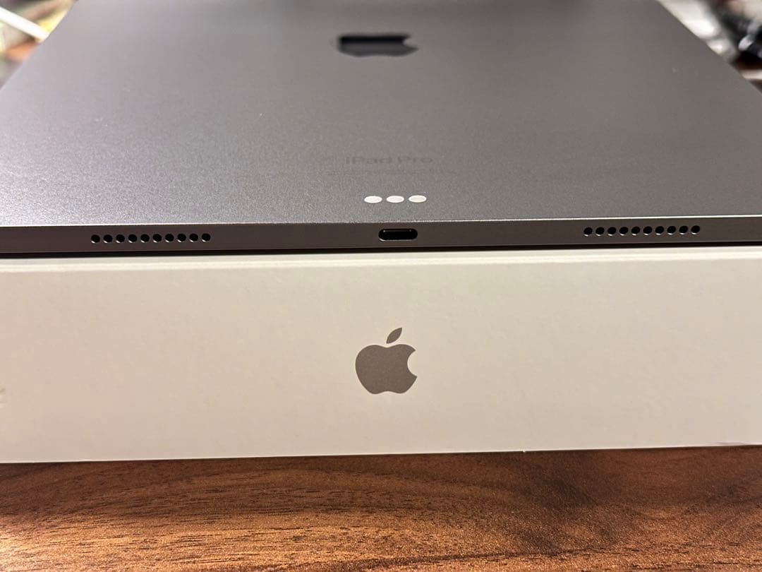 iPad Pro 12.9インチ 第6世代 128GB Wi-Fi