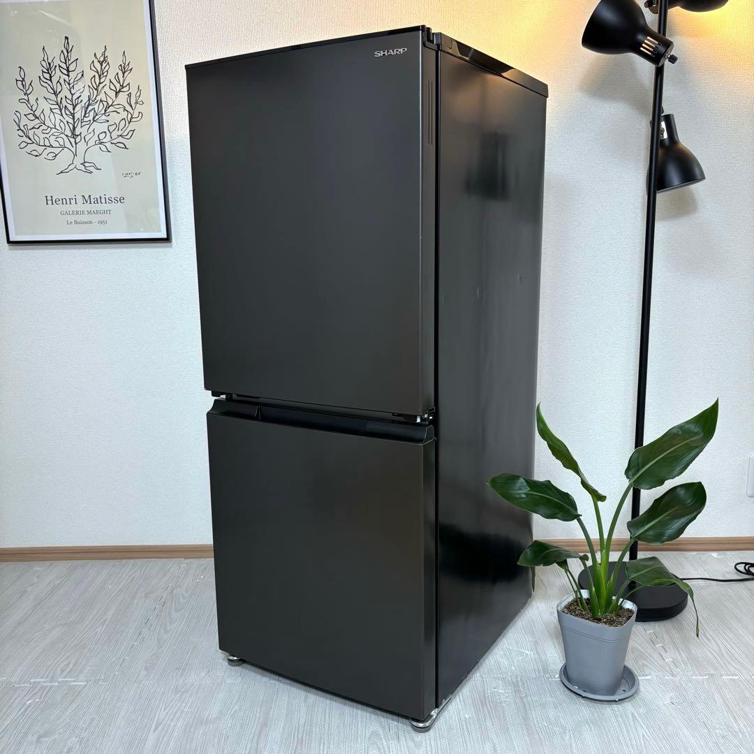2022年製 冷蔵庫 一人暮らし 単身用 小型 3ヶ月保証付 送料無料 シャープ