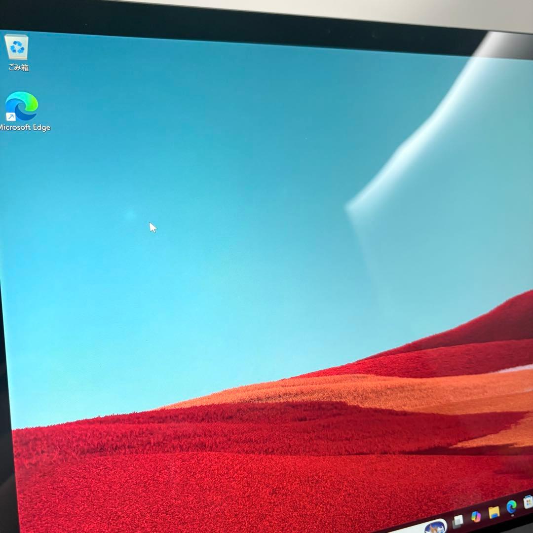 1台限定の特価品！Surface Pro X LTEモデル キーボード付