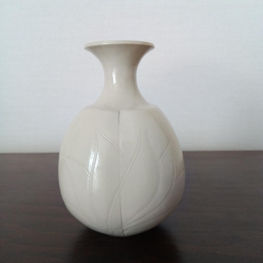 若尾経　定窯徳利　白磁