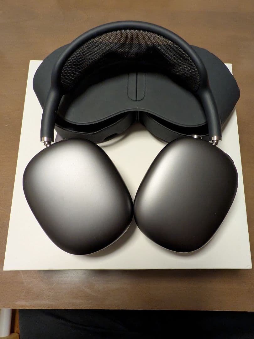 Apple AirPods Max ワイヤレスヘッドホン　Lightning