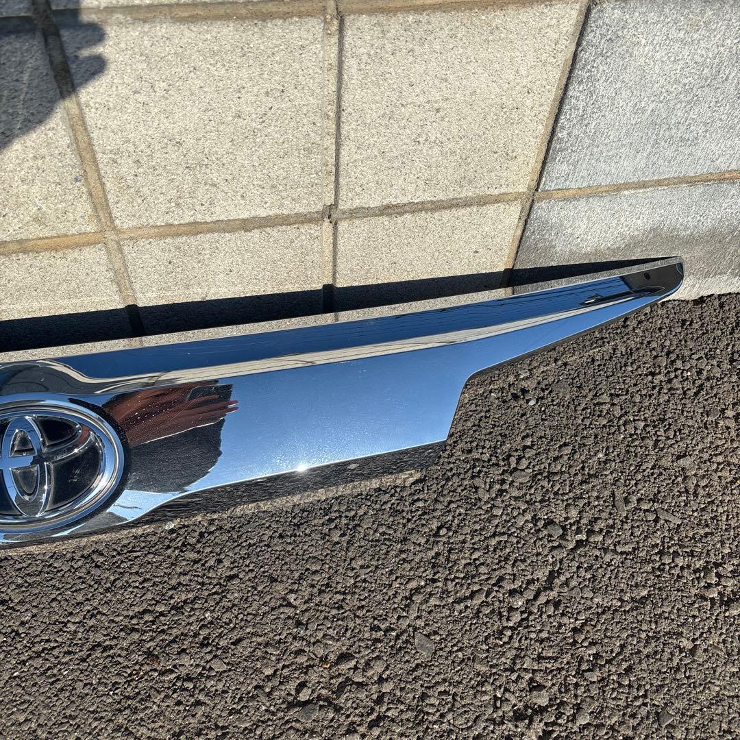 アルファード　30後期　純正リアガーニッシュ