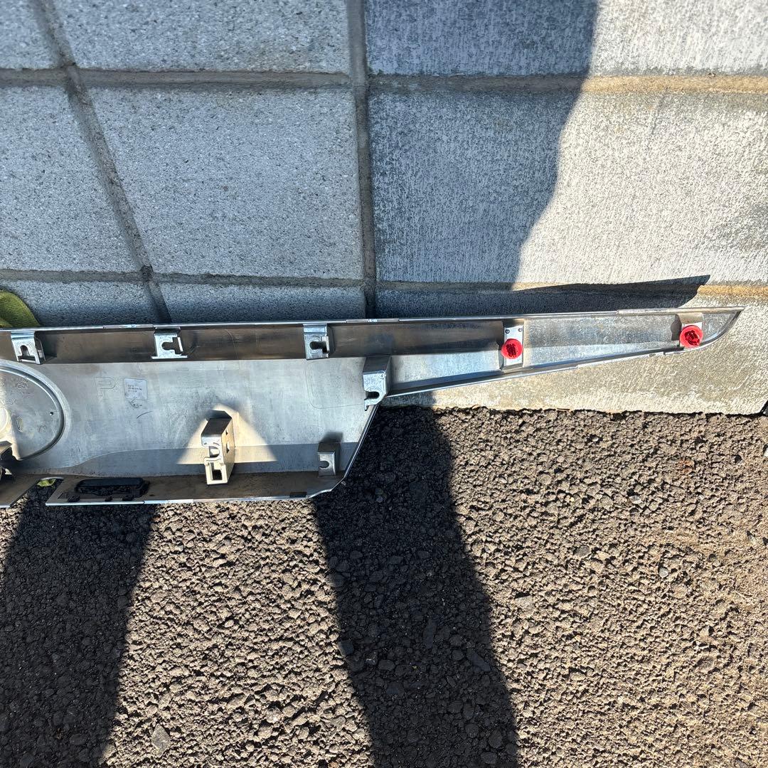 アルファード　30後期　純正リアガーニッシュ