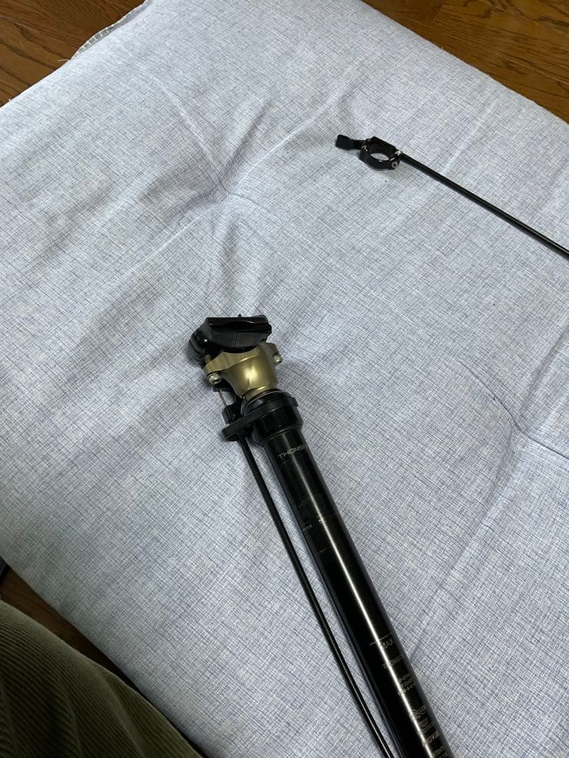 THOMSON 27.2mmx425ドロッパーシートポスト DP-E105