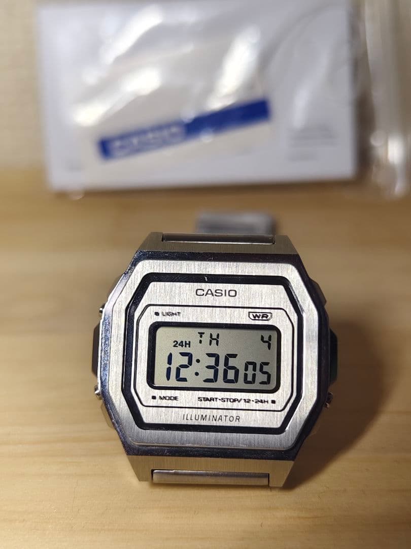 CASIO ILLUMINATOR デジタル腕時計 メッシュバンド