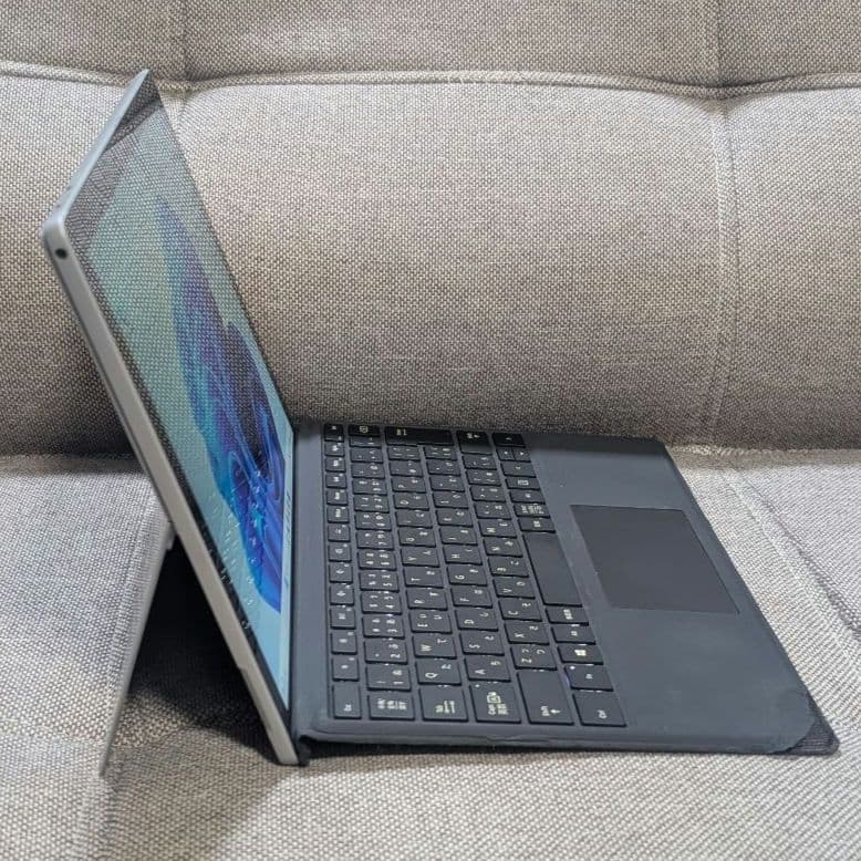Surface Pro 7 i5 8GB 256GBタイプカバー付きⅱ