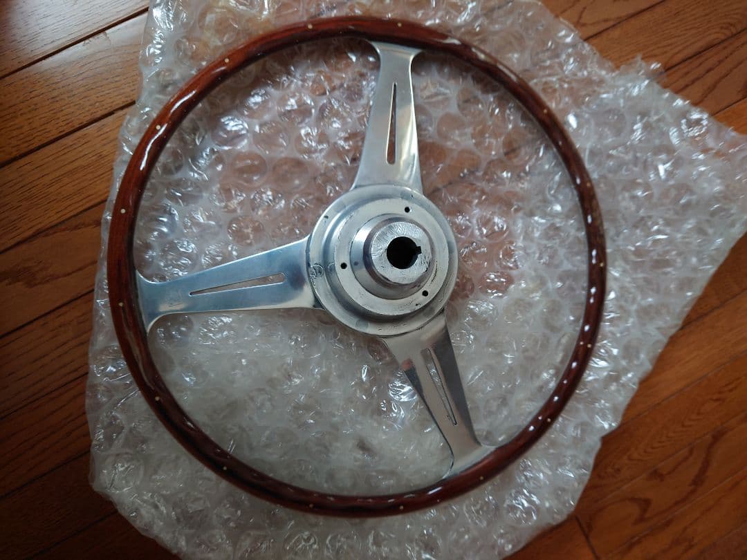 ★超希少 60、70年代当時物 ナルディステアリング アルファロメオ ジュリア