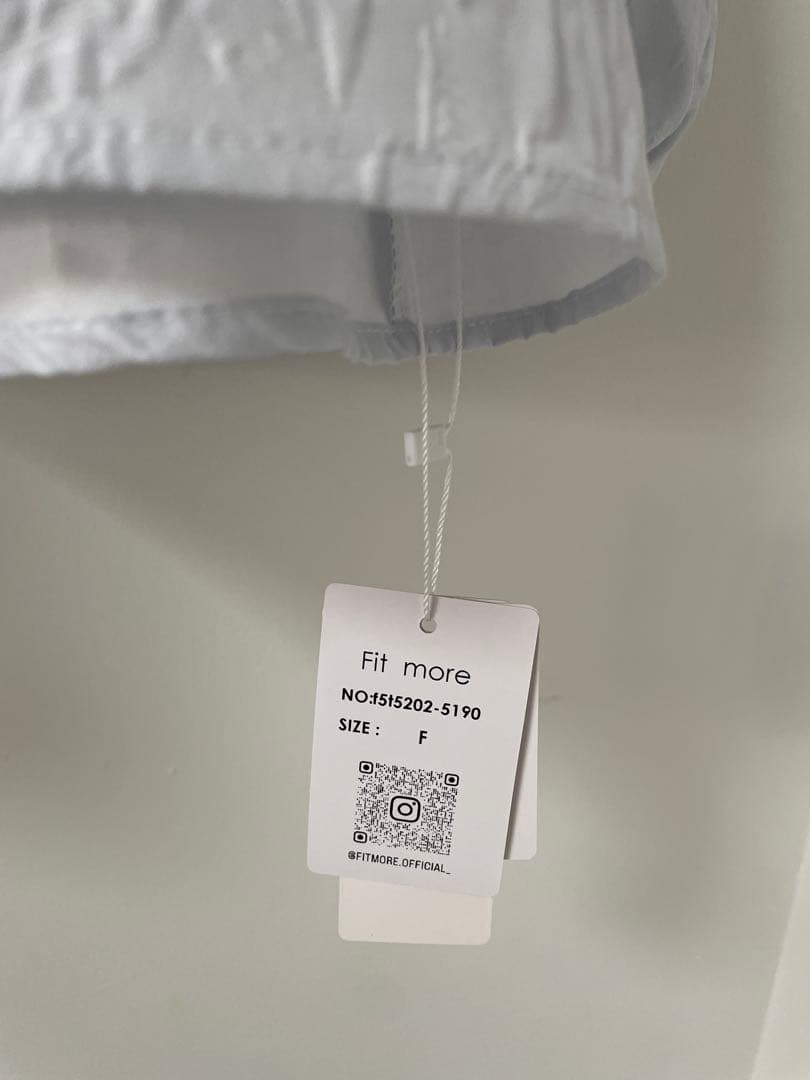 【タグ付き】Fitmore 完売品 ジャガードレース襟ペプラムトップス