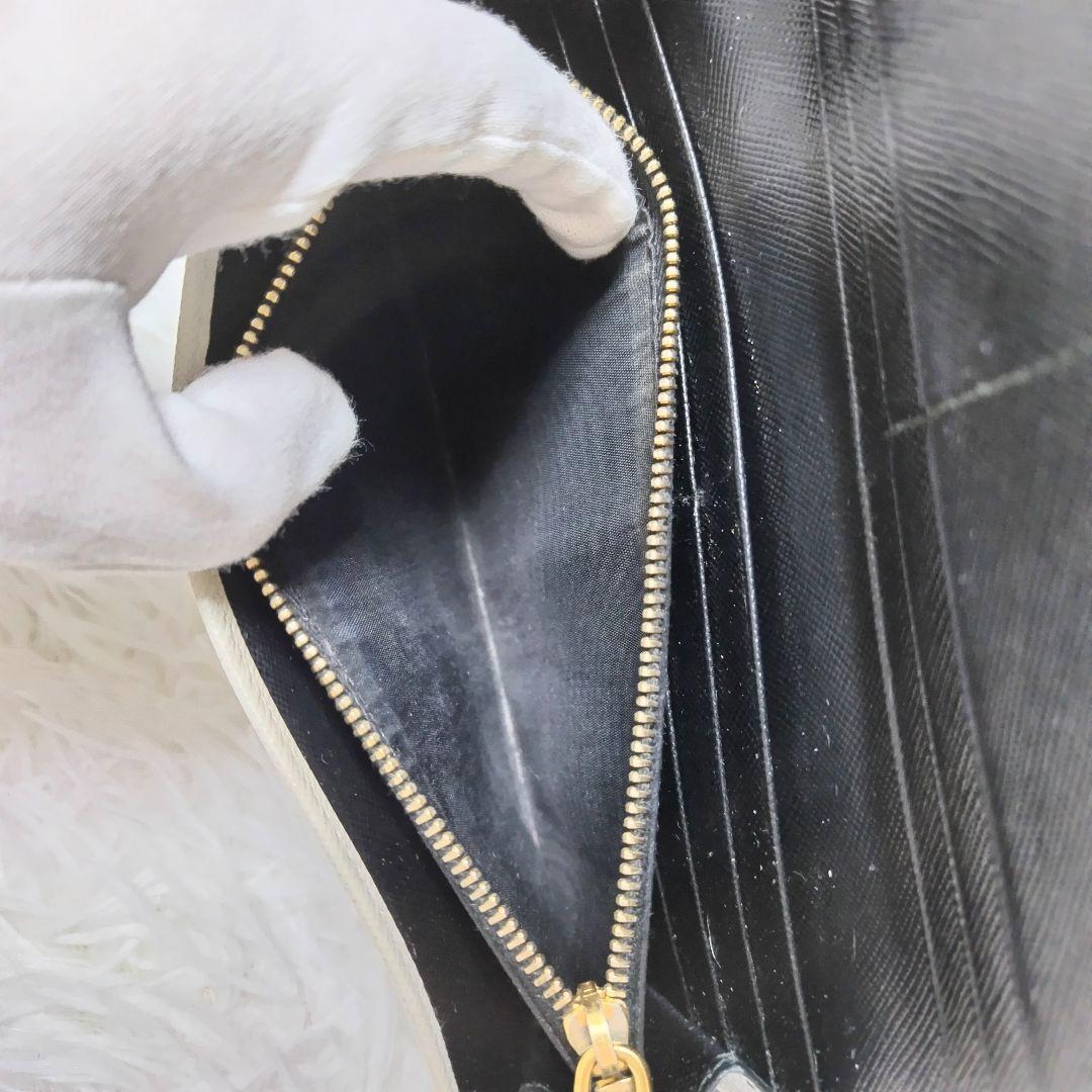 レア美品✨プラダ◇バイカラーブロッキングフラップ長財布　ゴールド金具白黒レザー