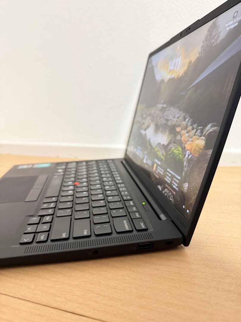 Windowsノート本体 ThinkPad X1 Carbon Gen10 / i7 / 1TB