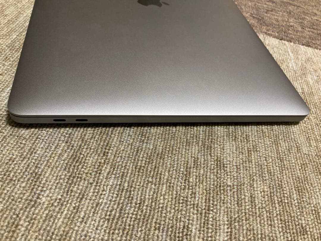 MacBook Pro2019 / 16㌅/ i7 / 16GB / 512GB