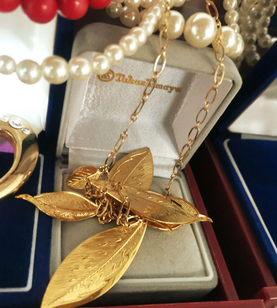 遺品整理 大量アクセサリー 刻印 指輪 金色 喜平 ネックレス ブローチ 古酒