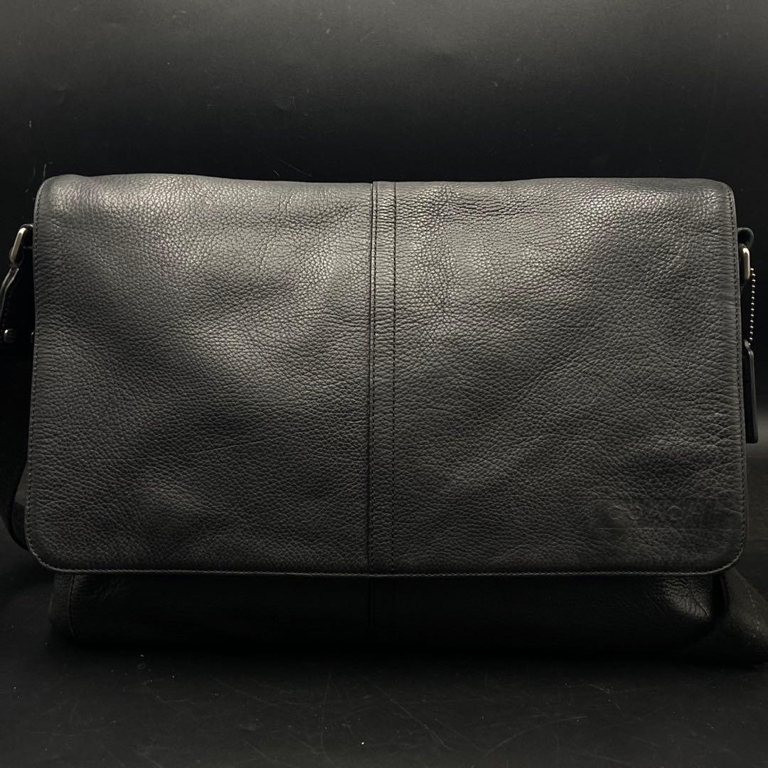 【美品】コーチ メッセンジャーバッグ ショルダー ブラック レザー 大容量