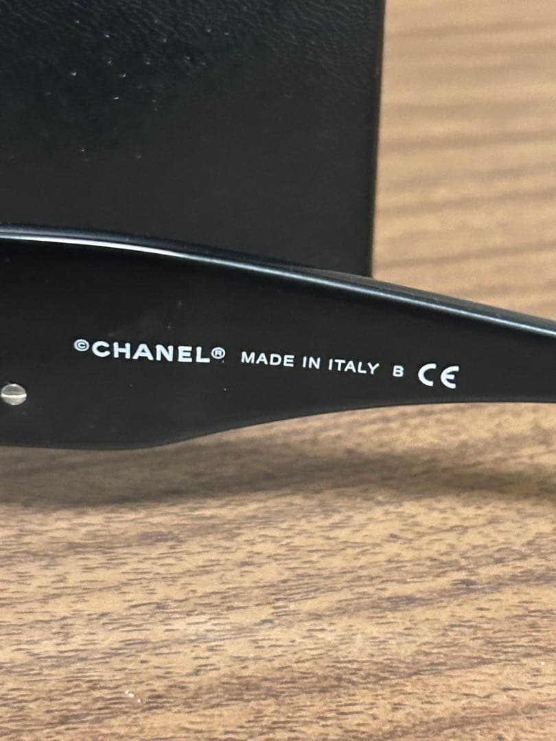 CHANEL カメリアモチーフサングラス　ジャンク品