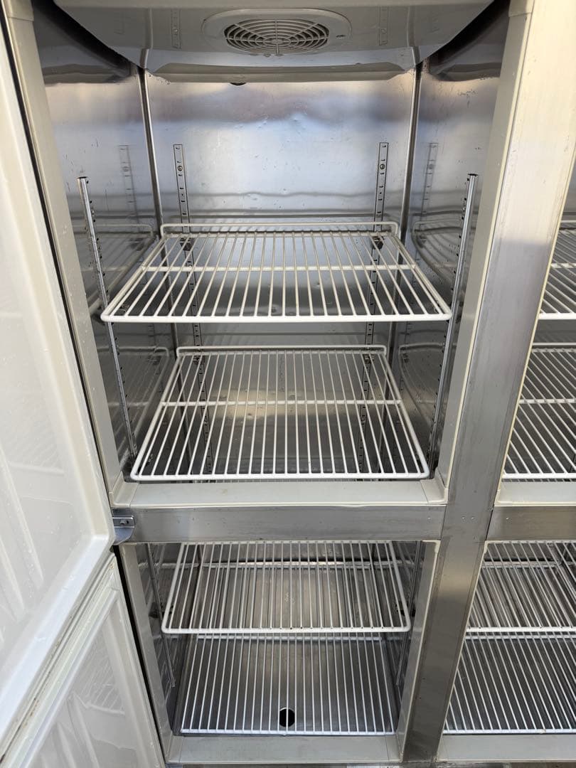 ホシザキ　縦型冷凍２面冷蔵２面　３相２００V　飲食店　HRF-120ZFT3